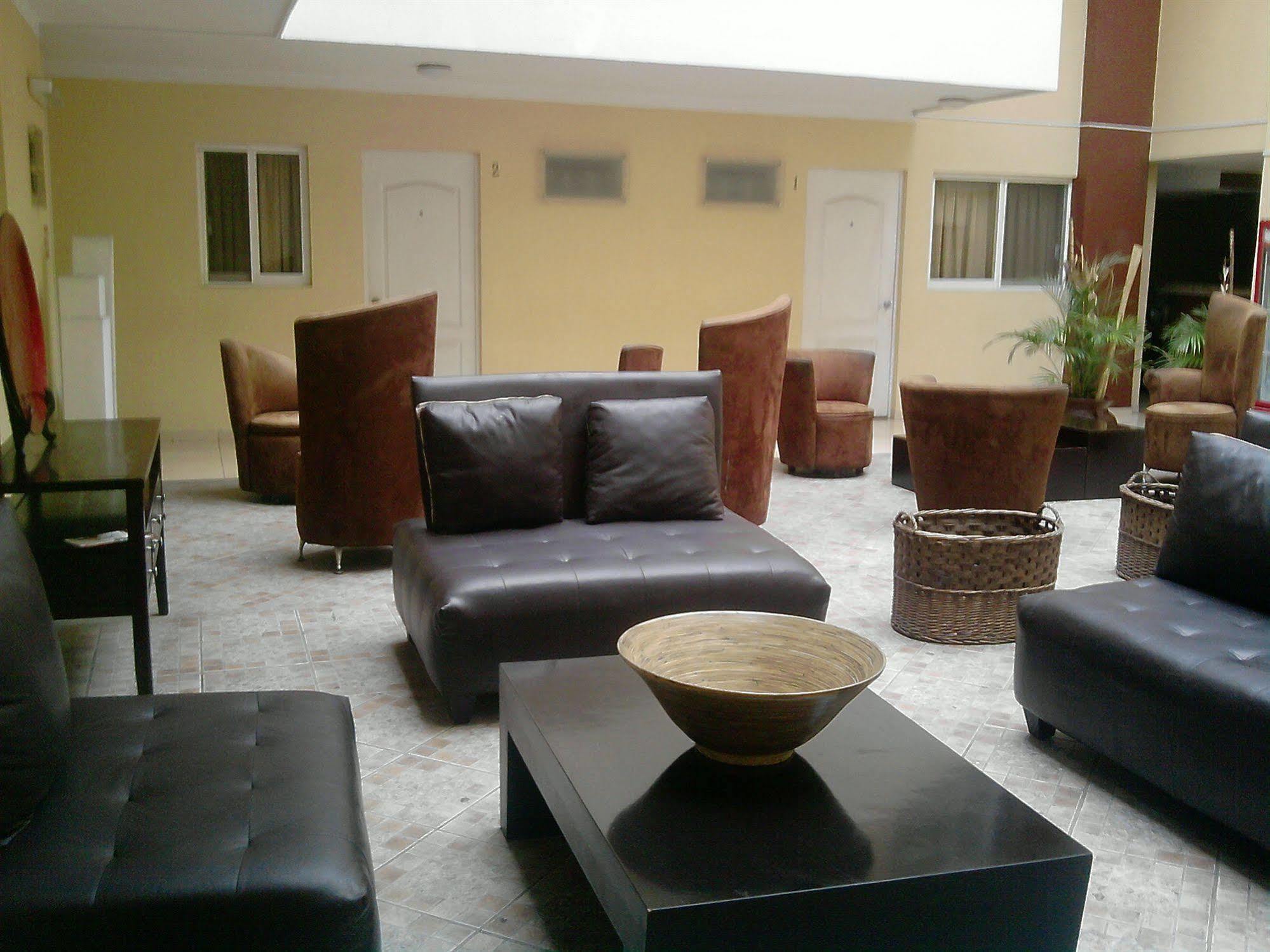 Hotel Castilla Y Leon Guadalajara Eksteriør bilde