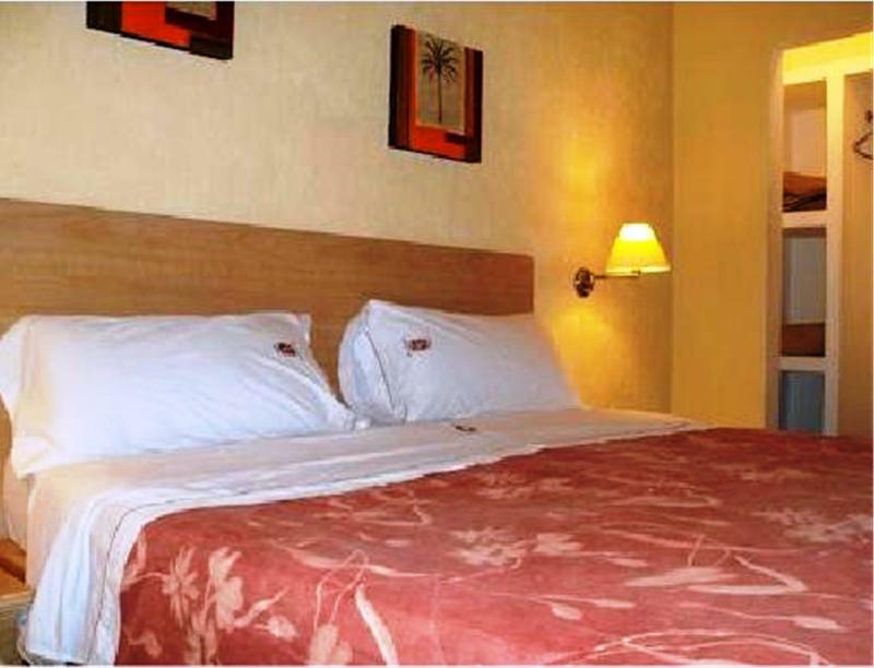 Hotel Castilla Y Leon Guadalajara Eksteriør bilde